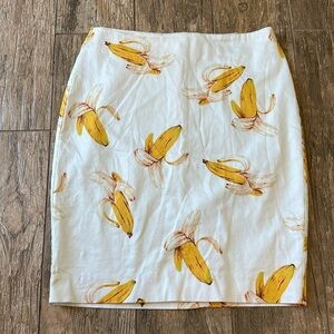 Corly banana pencil skirt size 4